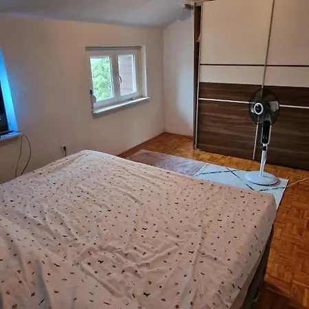 아파트 Centar With Three Bedrooms