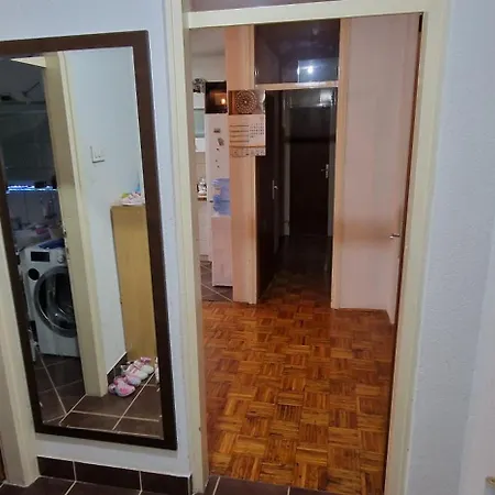 Centar With Three Bedrooms * 야이체